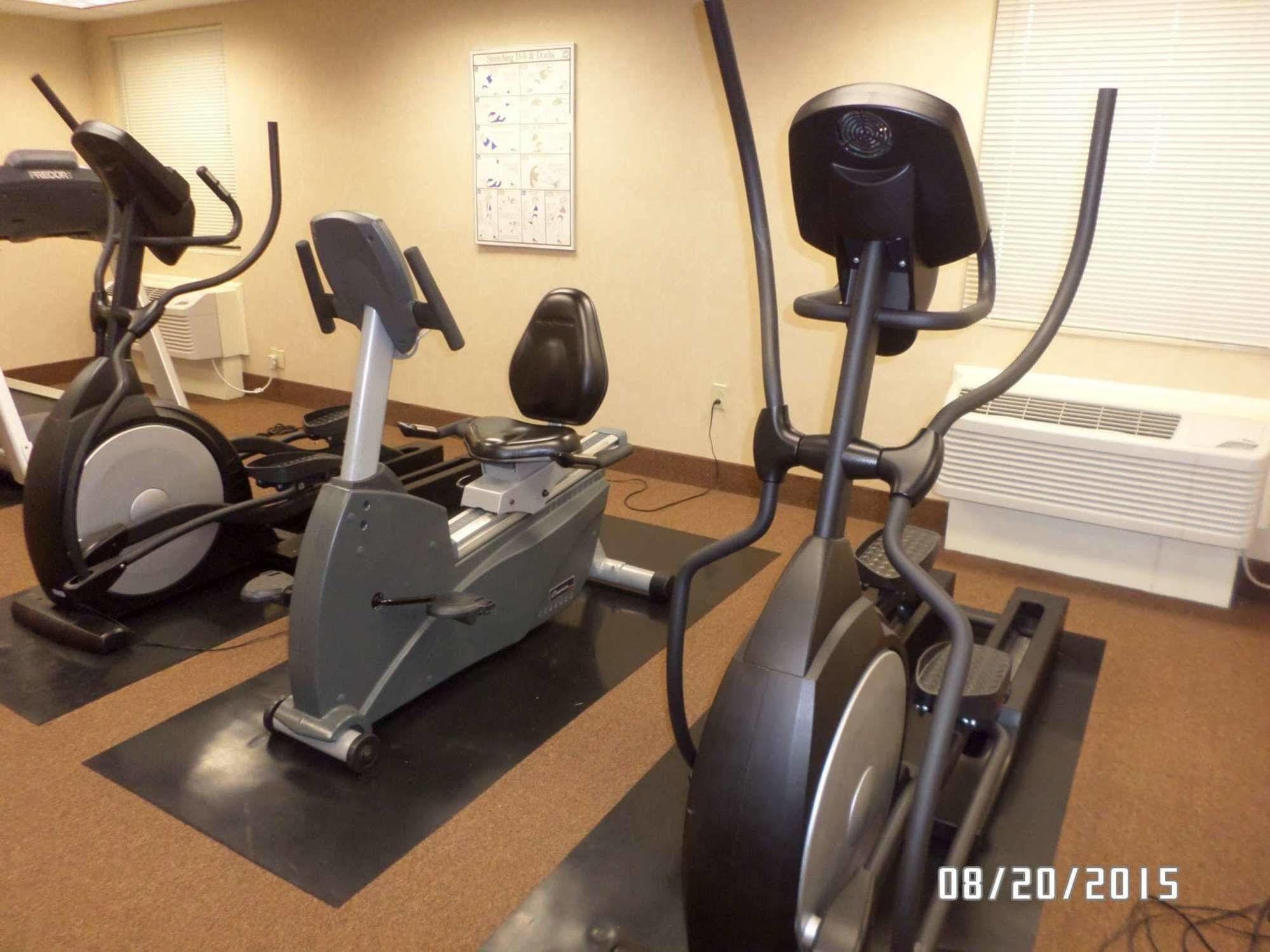 Quality Inn Каслтон Екстер'єр фото
